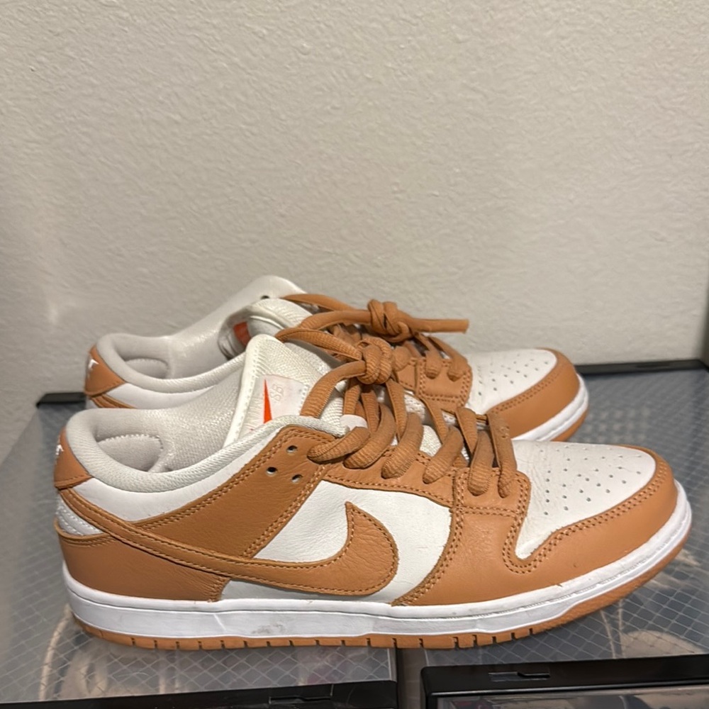 NIKE SB dunks